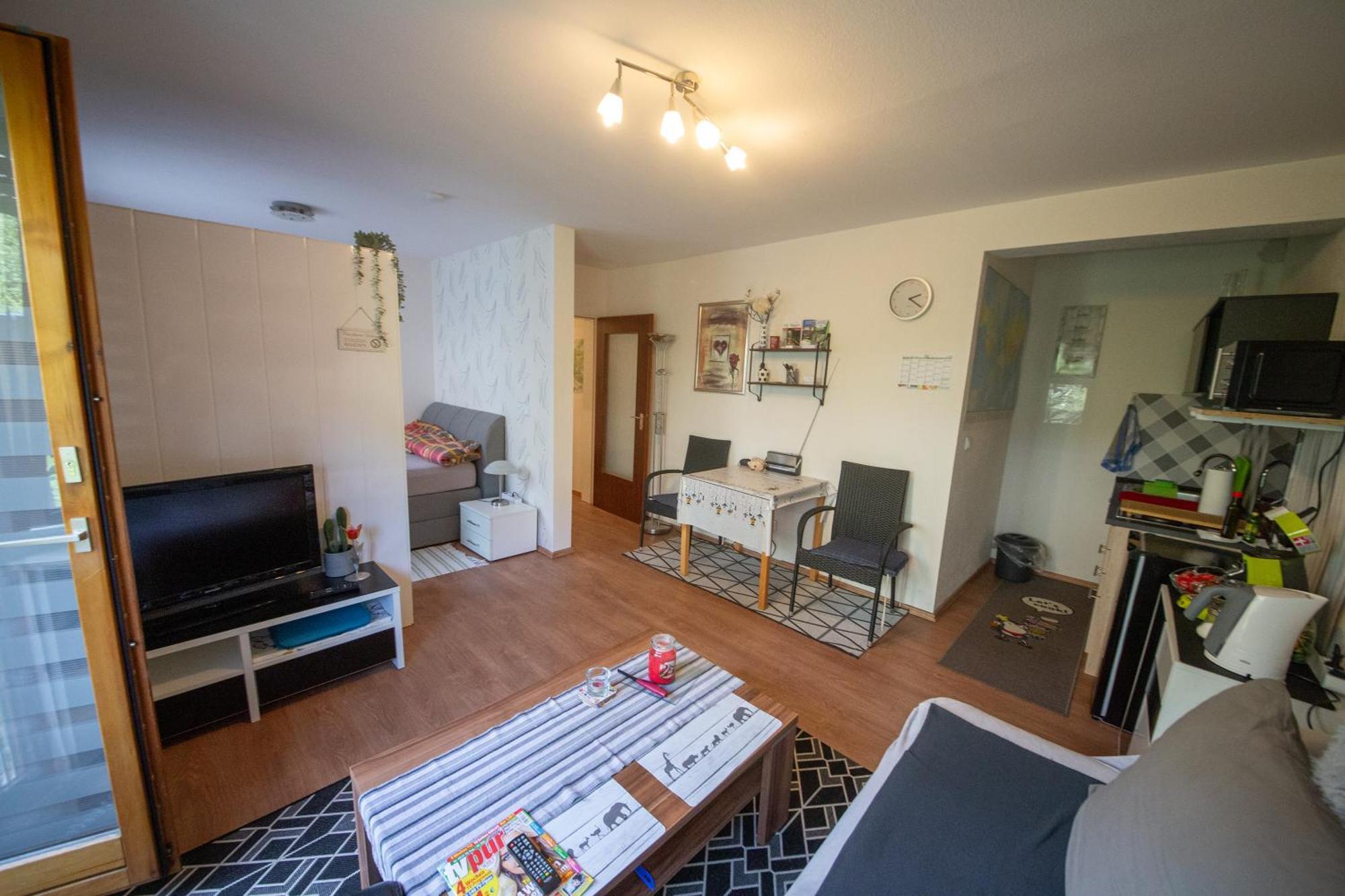 Ferien Und Monteurwohnung *